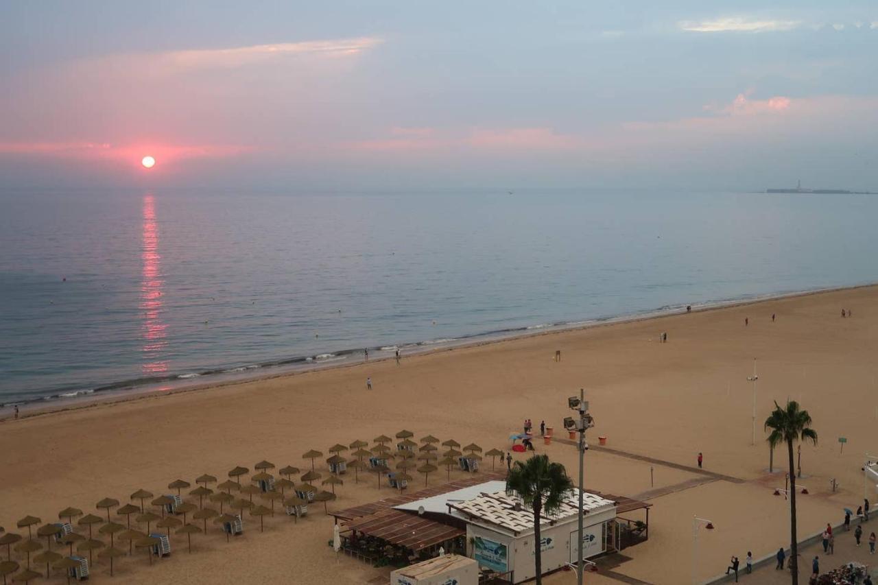 Casa Brasil - 1ª Linea Playa Con Parking Incluido Διαμέρισμα Καντίζ Εξωτερικό φωτογραφία